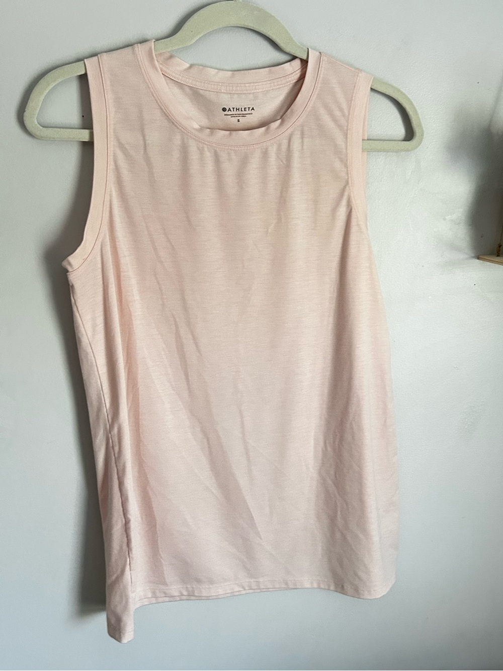 Athleta Pink tank top muscle tank top Sleeveless Athletic Tank size small